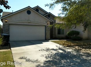 1357 Persimmon St, Lemoore, CA 93245