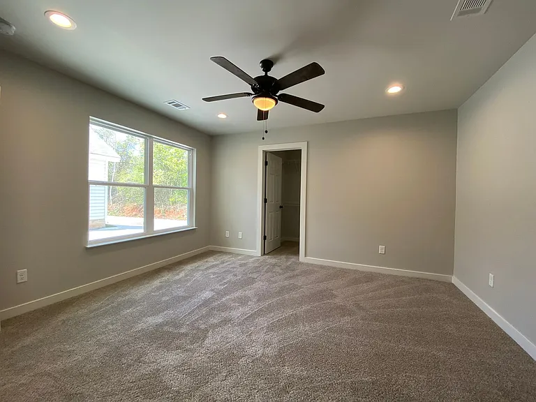 6228 Burbank Crossing Loop — Photo 22