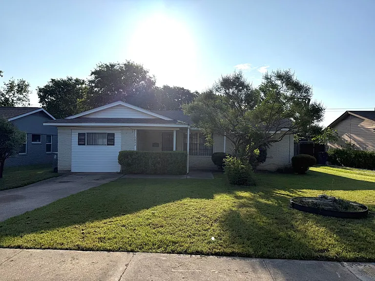 7842 Overridge Dr — Photo 1