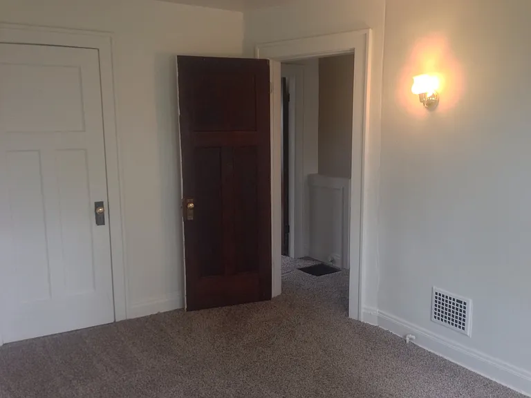 437-451 Rhoads Ave — Photo 38