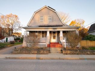 32 Laurel Ave, Coventry, RI 02816