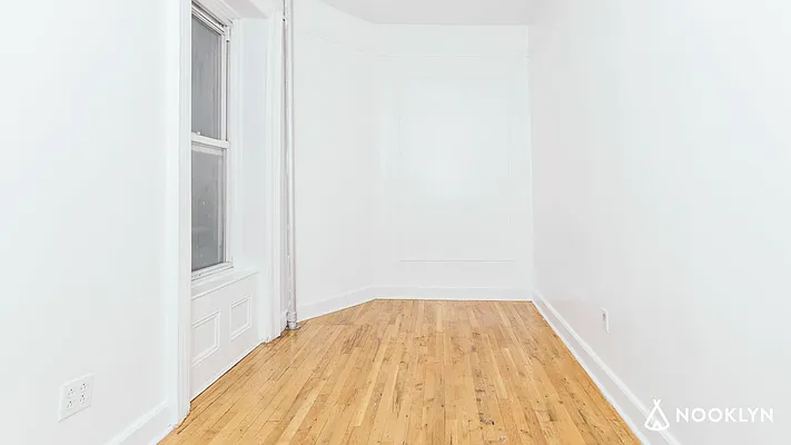 Rented by Nooklyn NYC LLC | media 13