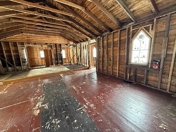 4th image of 5 Kirk Rd