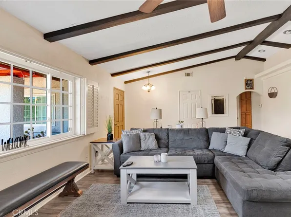 14185 Cuyamaca Rd, Apple Valley, CA 92307