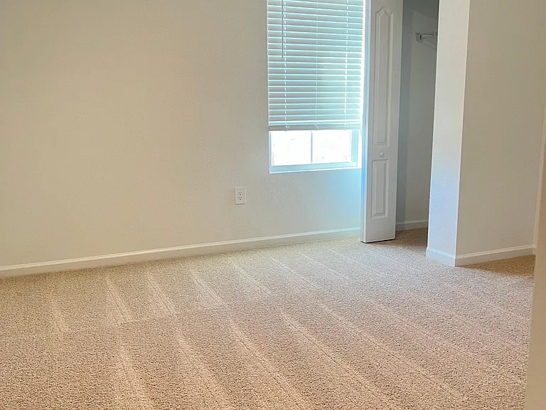 439 Talulla Trl — Photo 18