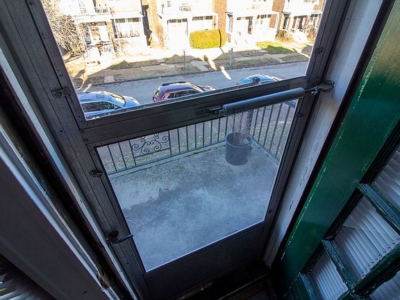 4th image of 4948 Mardel Ave APT 2E