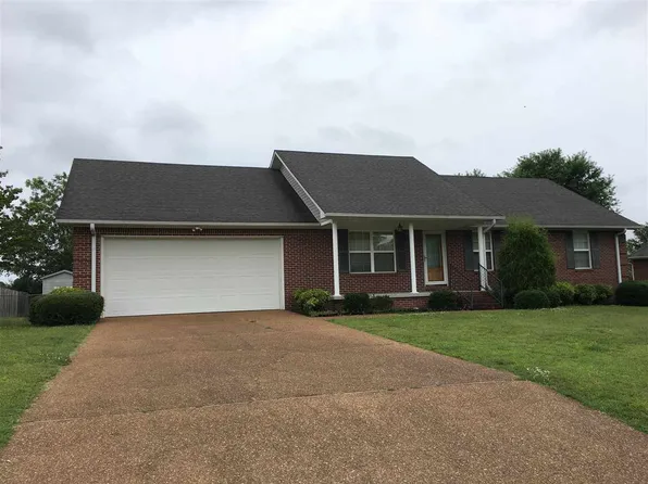 131 Derek Dr, Lexington, TN 38351