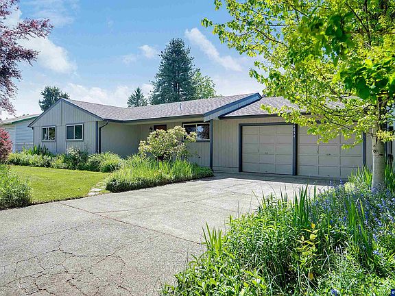 4th image of 4834 Driftwood Ct NE