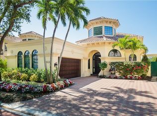 8041 Via Vecchia, Naples, FL 34108