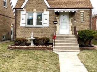 5221 S Mayfield Ave, Chicago, IL 60638