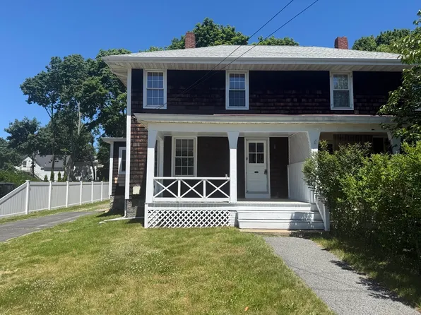 235 Standish Ave, Plymouth, MA 02360