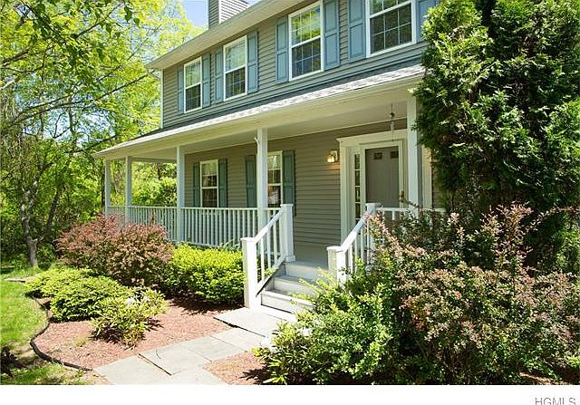 1st image of 17 Hampshire Ct