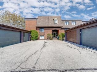 1600 Thunderbird Ln APT 44, Dayton, OH 45449