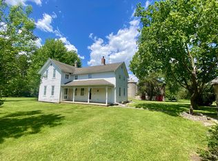 W4964 Pioneer Dr, Fredonia, WI 53021
