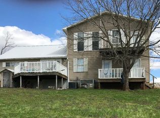3148 Stepp Gap Rd, Byrdstown, TN 38549