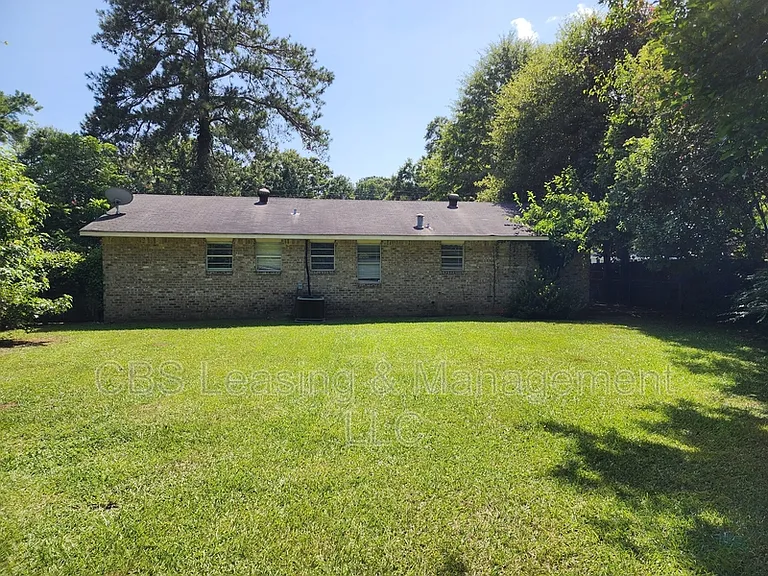 1406 Jackson Dr — Photo 19