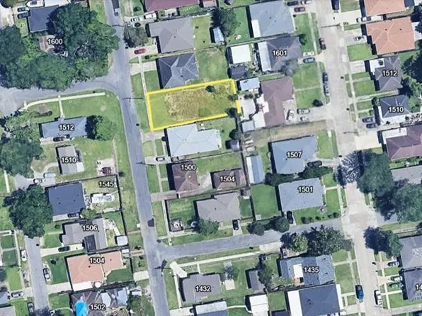 1512 Webster St, Kenner, LA 70062