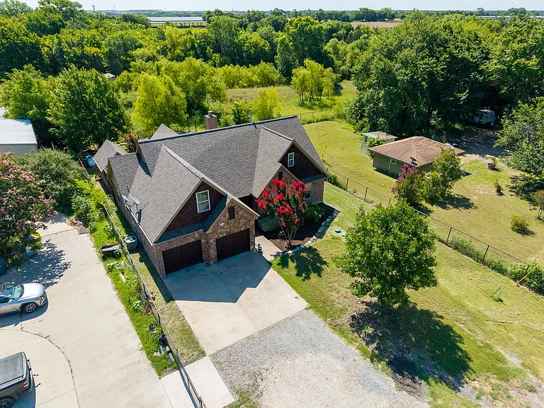 2656 W FM 455 — Photo 3