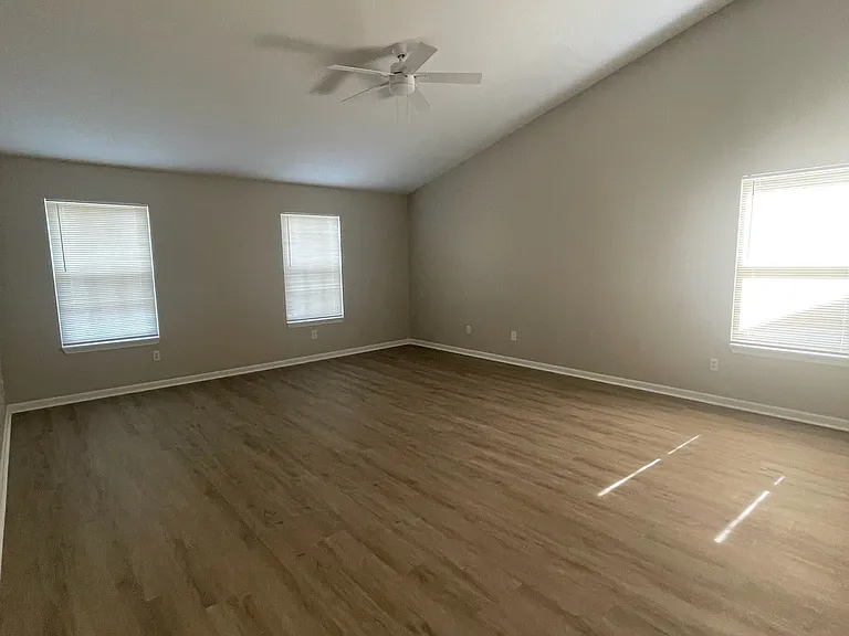 6745 Ennis Way — Photo 10