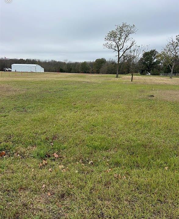 2nd image of 211 Vz County Road 3732