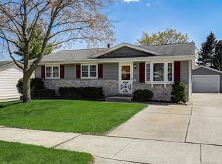 2019 Lenora Dr, West Bend, WI 53090