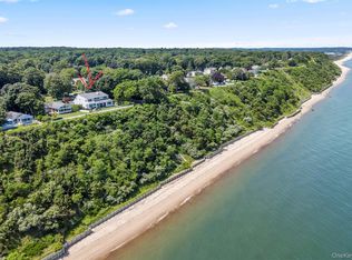 41 Seacliff Ave, Miller Place, NY 11764