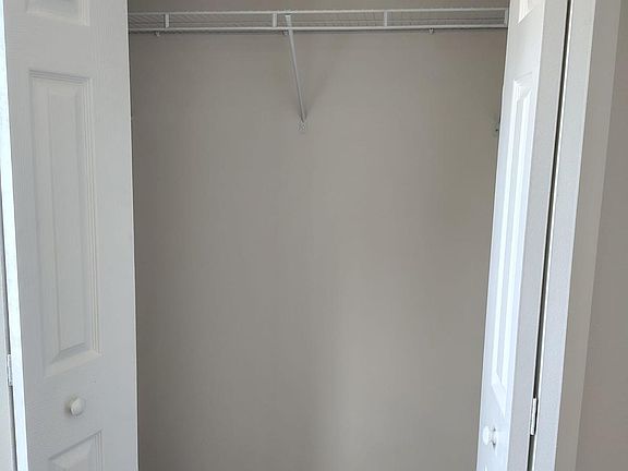 3rd image of 475 Umatilla Blvd #22