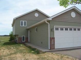 906 Whiskey Rd NW, Isanti, MN 55040