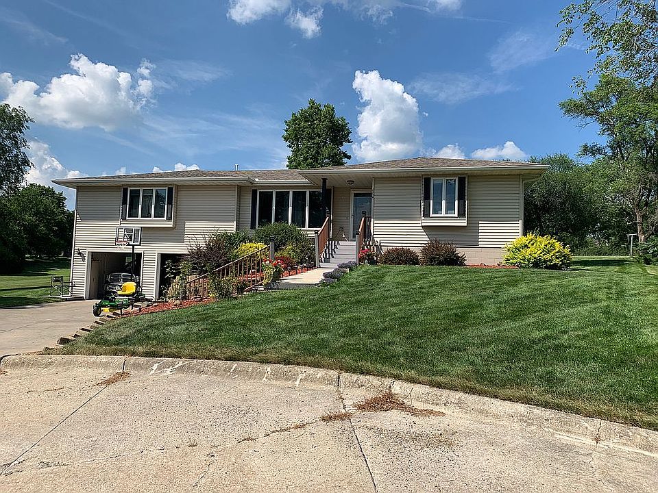 1st image of 600 Country Club Cir