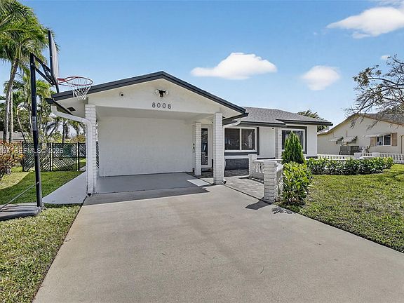 2nd image of 8008 NW 101st Ave
