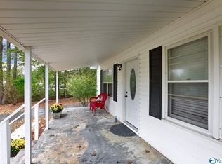 269 S Seneca Dr, Trinity, AL 35673