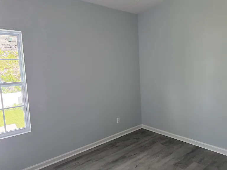 2111 Owens St #1 — Photo 27