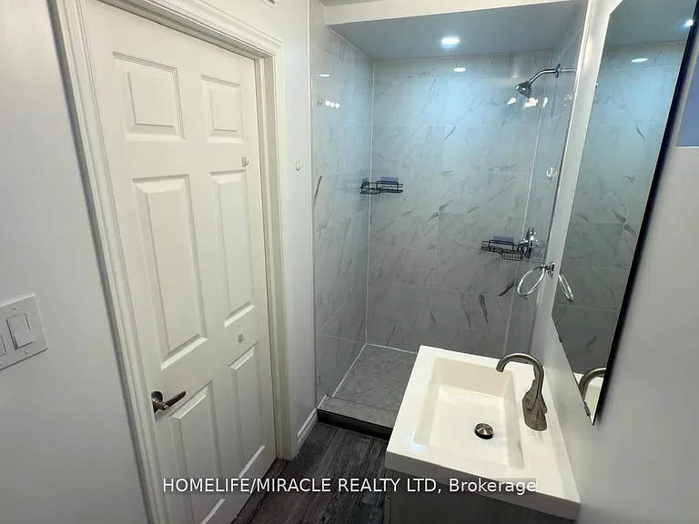147 Yates Dr — Photo 11