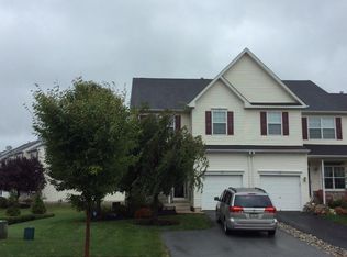 1141 Tudor Dr, Breinigsville, PA 18031