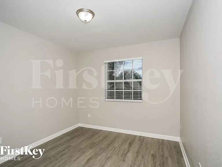 13090 SW 132nd Ter — Photo 11