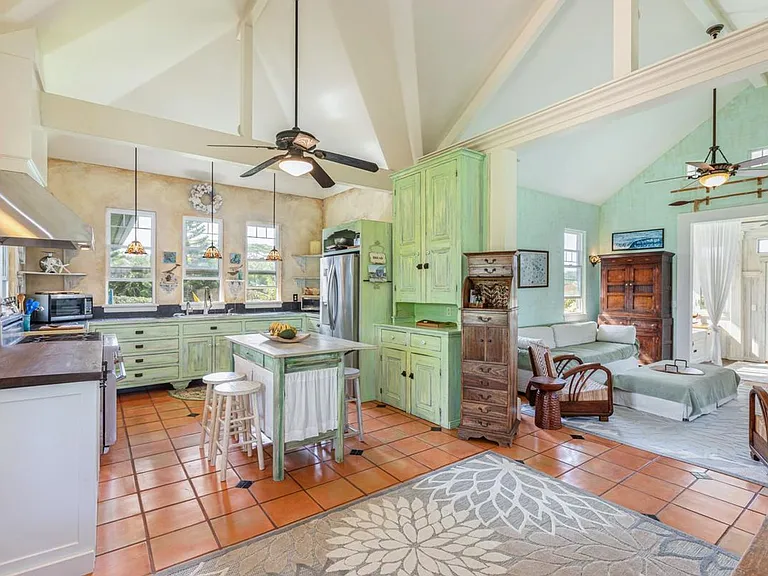 4331 Kapuna Rd — Photo 10