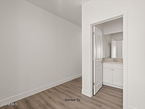 4th image of 649 N Galbraith Loop