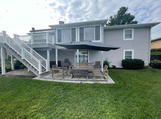 106 Hawthorne Dr, Brooklyn, MI 49230