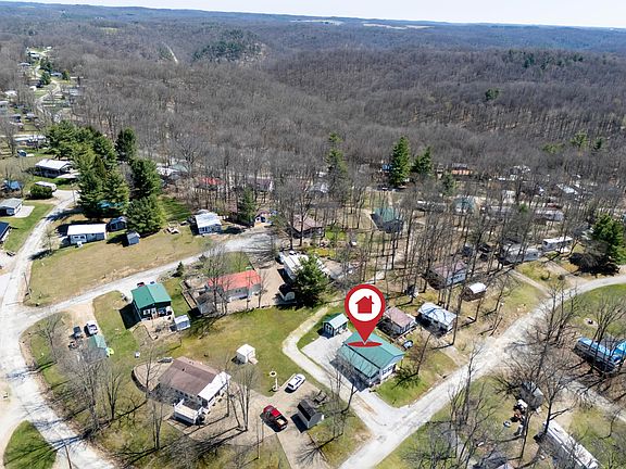 3rd image of 367 Alogonquion Autumn Rd