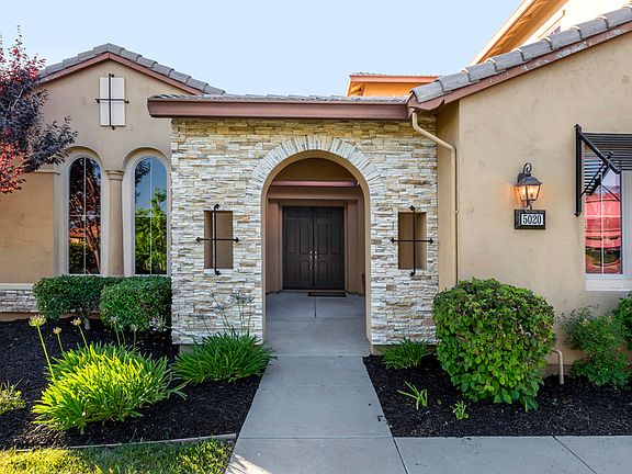 2nd image of 5020 Monteverde Ln