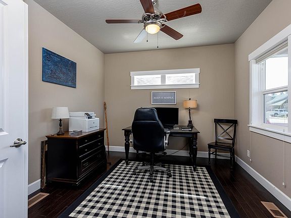 4th image of 9304 N Rosebury Ln