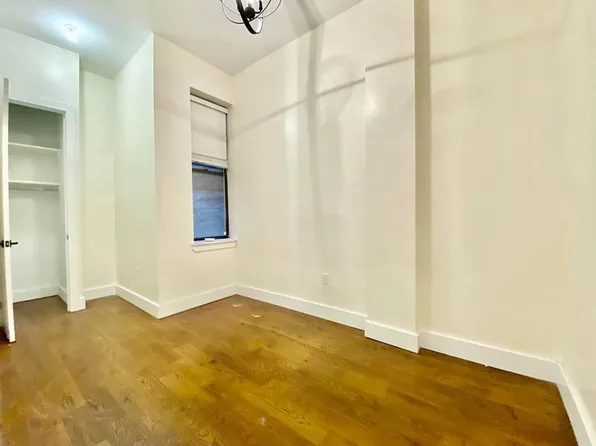 620 Wilson Avenue image 9 of 11