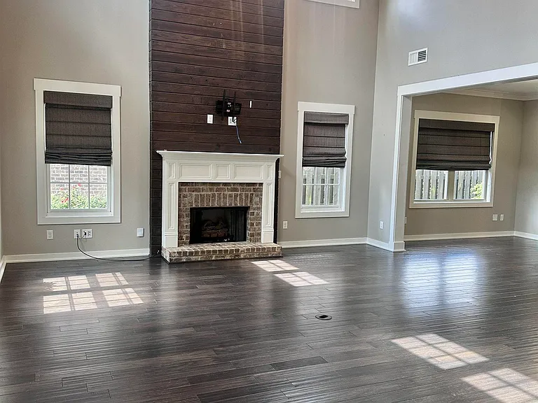 2641 Montauk Rd — Photo 5