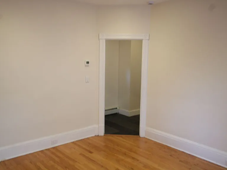 17 Oneil St — Photo 11