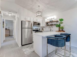 2047 N Park Dr APT 3, Saint Paul, MN 55119