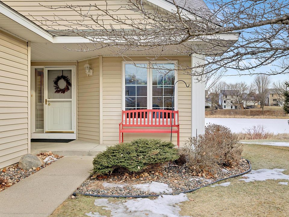 1st image of 10769 181st Cir NW #0