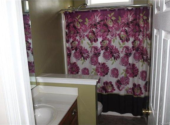 4th image of 1589 Malden Ct