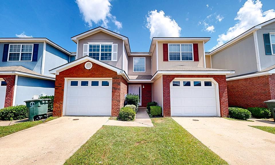 1st image of 207 Wakefield Way