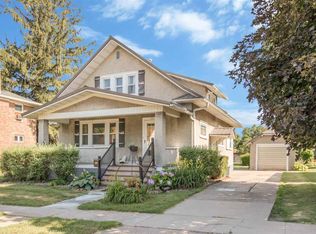913 E Main St, Washington, IA 52353