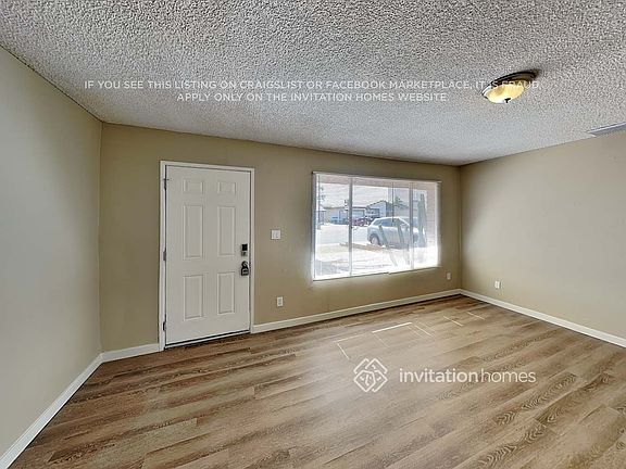 3rd image of 3844 W Acapulco Ln